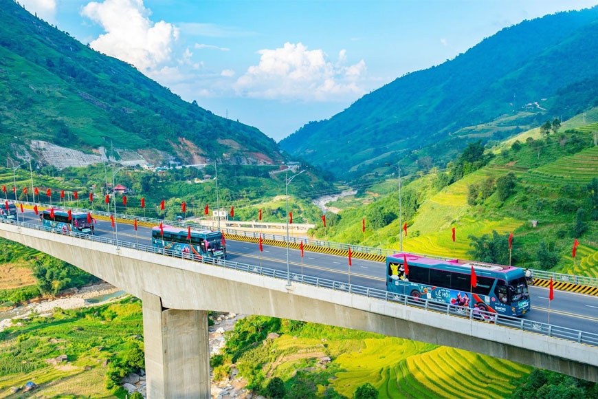 cao toc noi bai lao cai