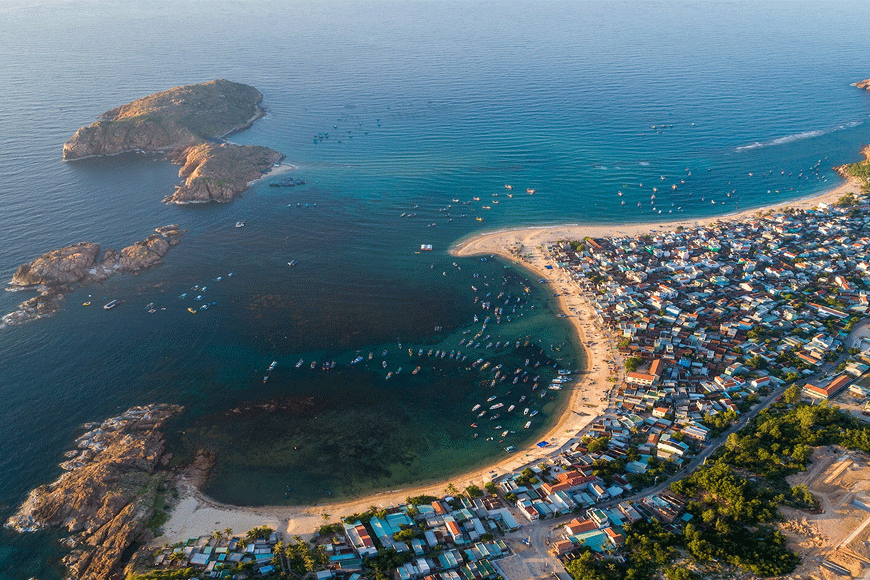 Du lịch biển Quy Nhơn. Ảnh: sưu tầm