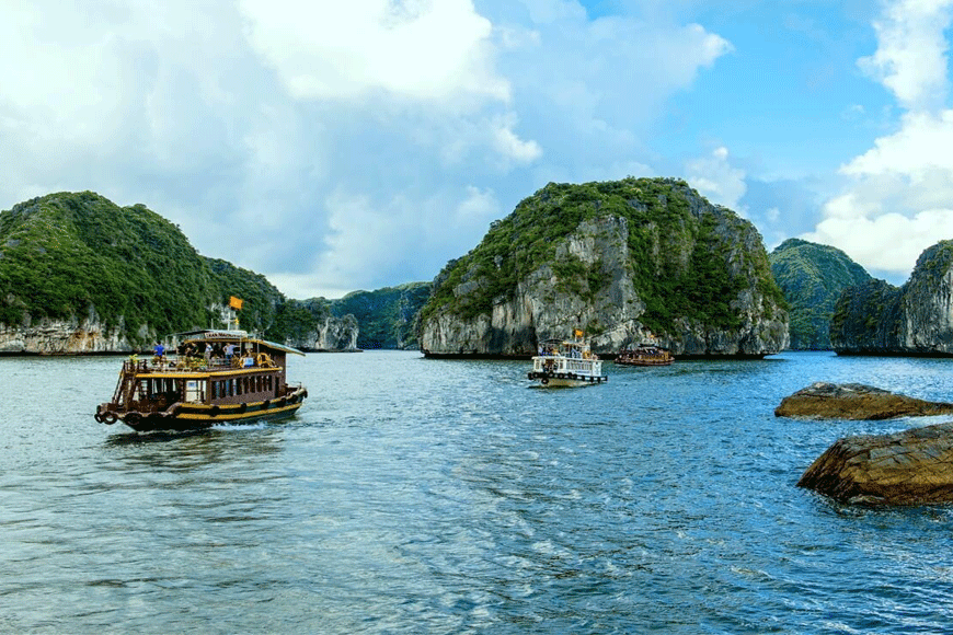 Vùng biển vịnh Lan Hạ. Ảnh: sưu tầm