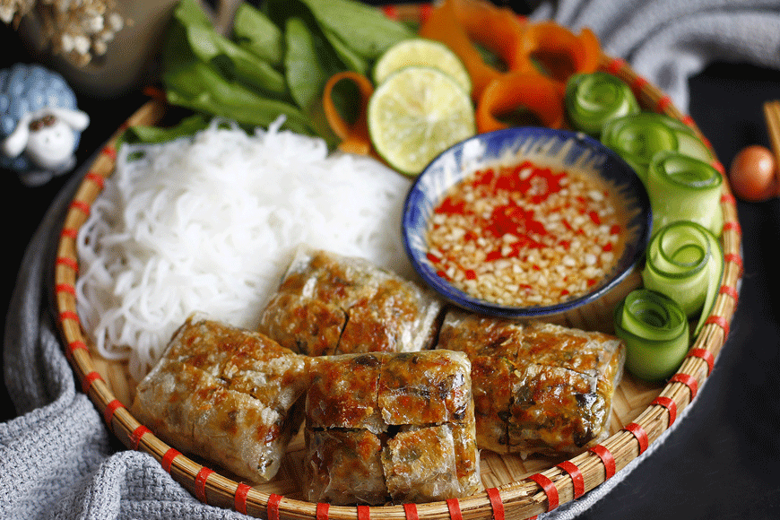 Bún nem cua hấp dẫn. Ảnh: sưu tầm