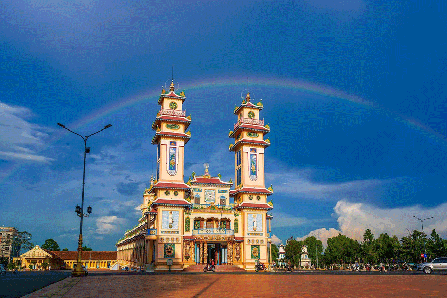 Tòa thánh Cao Đài Tây Ninh. Ảnh: sưu tầm