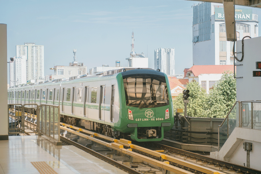 Tàu điện cao tốc tuyến Cát Linh - Hà Đông. Ảnh: sưu tầm