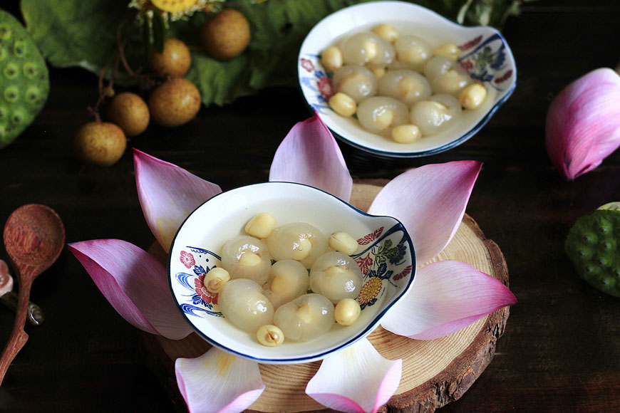 Chè long nhãn hạt sen