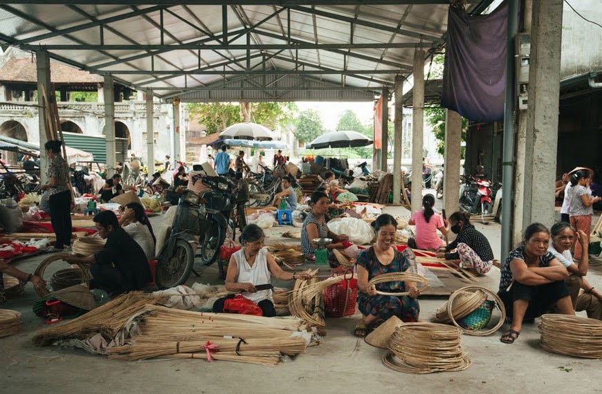 phiên chợ làng Chuông