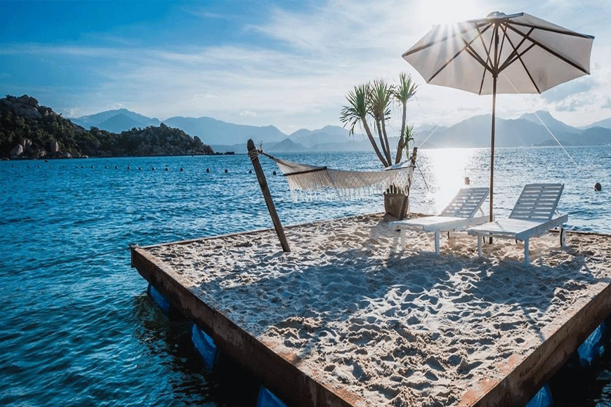 Tận hưởng kỳ nghỉ lý tưởng trên đảo Bình Lập. Ảnh: sưu tầm