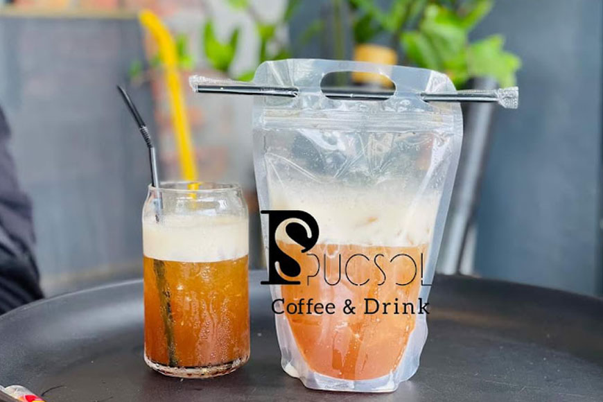 Cafe và nước tại đây sẽ được đóng gói dưới 2 hình thức là cốc và trà. Ảnh: Sưu tầm 