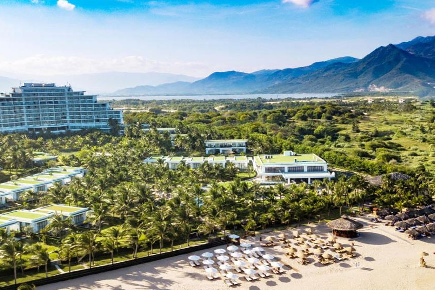 Cam Ranh Riviera Beach Resort and Spa. Ảnh: Sưu tầm 