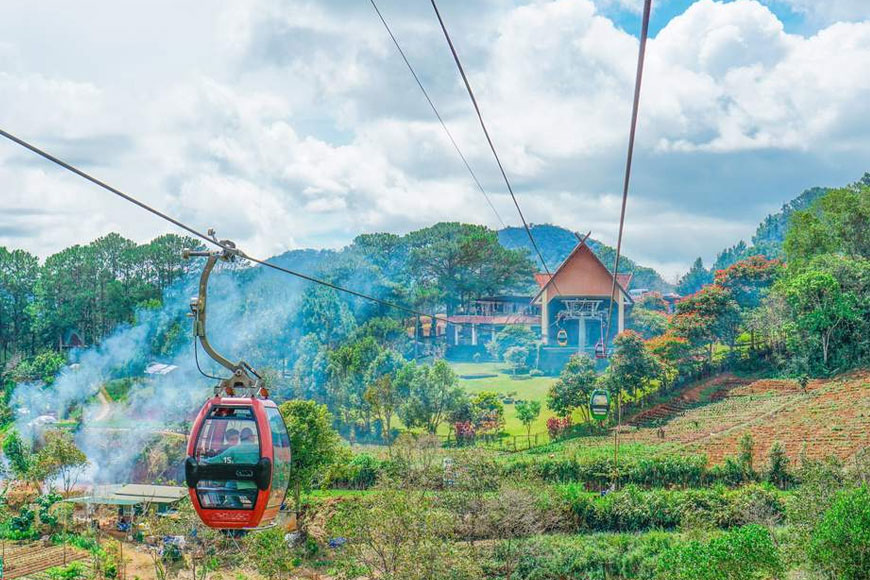 Khám Phá Đồi Robin – Cánh Cửa Dẫn Đến Thiên Nhiên Hùng Vỹ. Ảnh: Sưu tầm