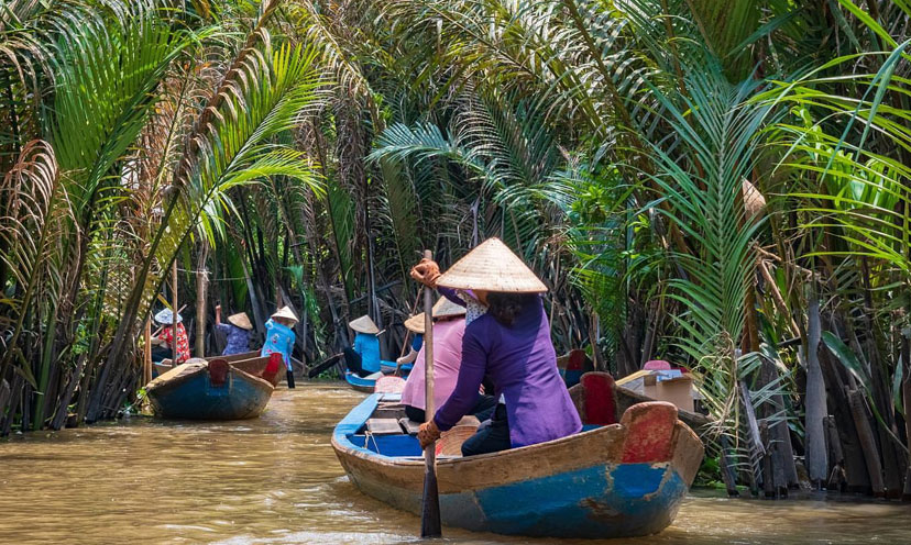 Có nhiều phương tiện trong việc di chuyển tại Tiền Giang. Ảnh: Sưu tầm 