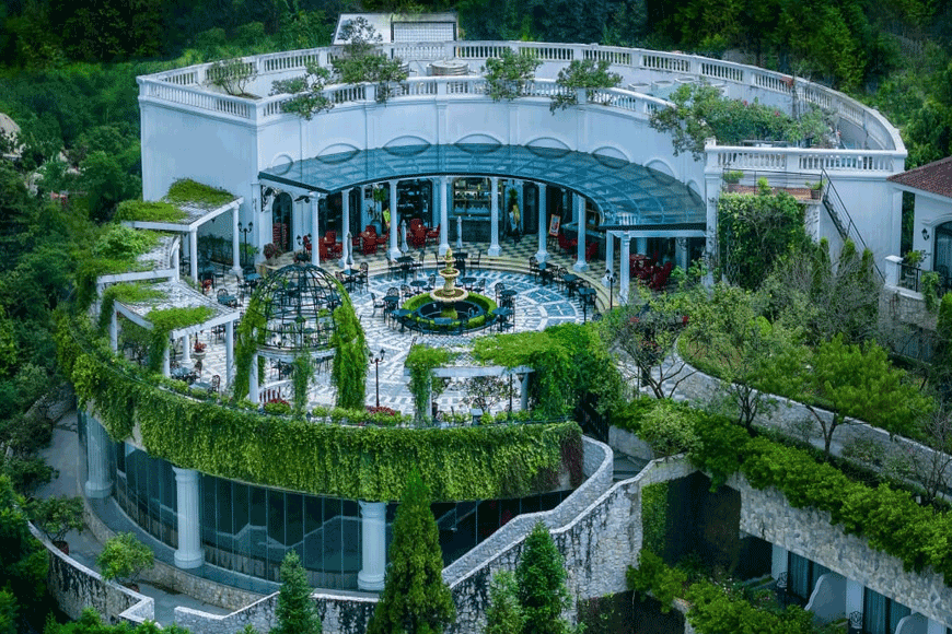 Không gian mở tuyệt đẹp tại Silk Path Grand Resort & Spa Sapa. Ảnh: sưu tầm