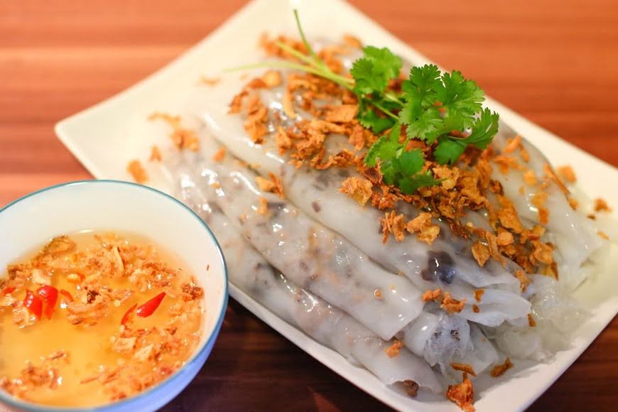 banh-cuon-nong