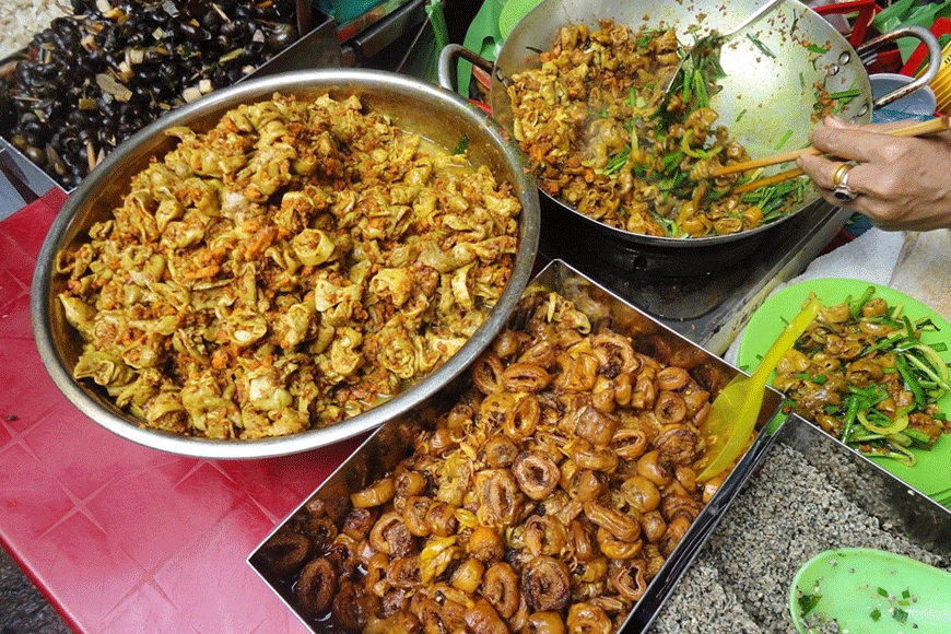 Thưởng thức những món ăn ngon 3 miền. Ảnh: sưu tầm