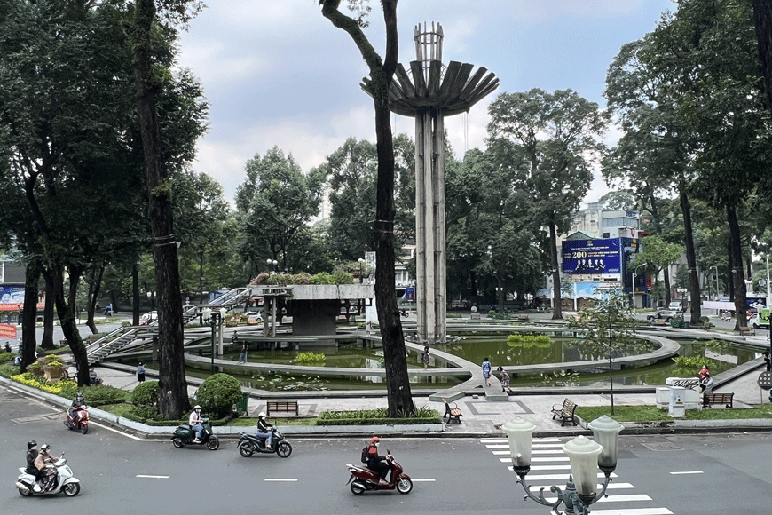 Những truyền thuyết về hồ Con Rùa. Ảnh: sưu tầm