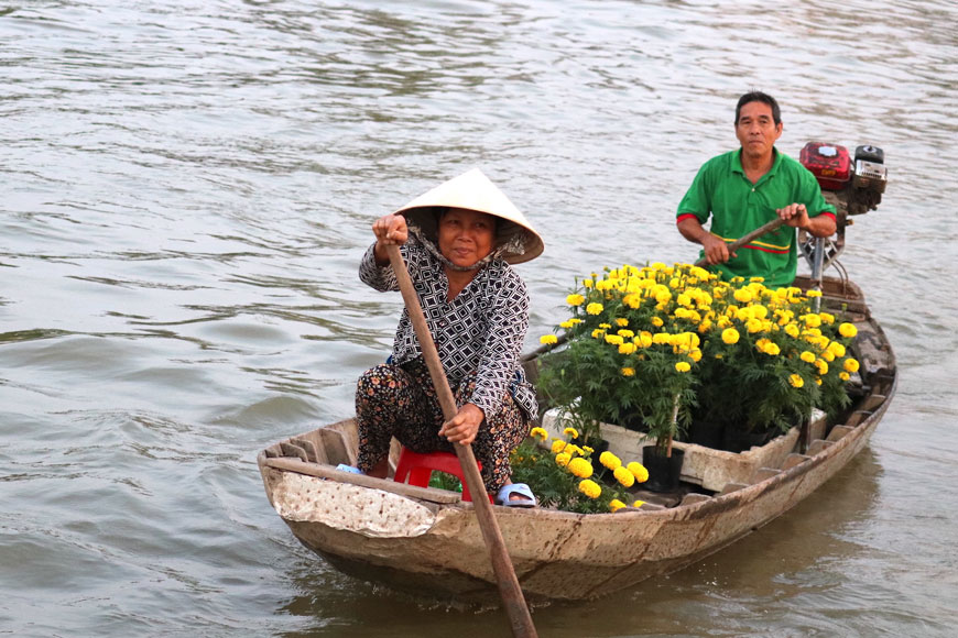 Kết thúc chuyến hành trình tham quan chợ nổi Tân Phong. Ảnh: Sưu tầm 