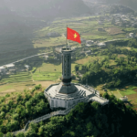 Chinh phục đèo Mã Pí Lèng tuyệt đẹp. Ảnh: sưu tầm