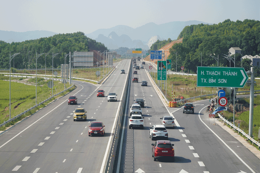 Lựa chọn phương tiện di chuyển tới Thanh Hóa. Ảnh: sưu tầm