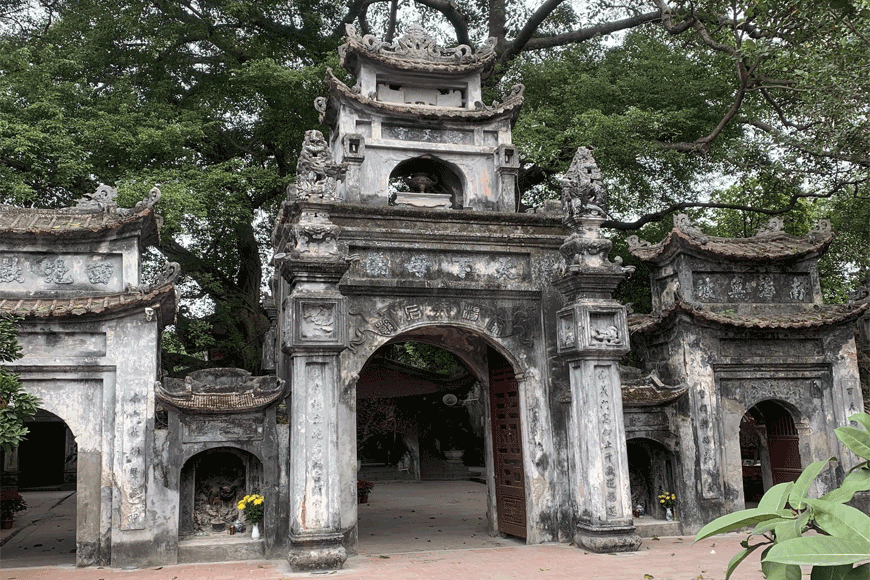 Về thăm đền Mẫu. Ảnh: sưu tầm