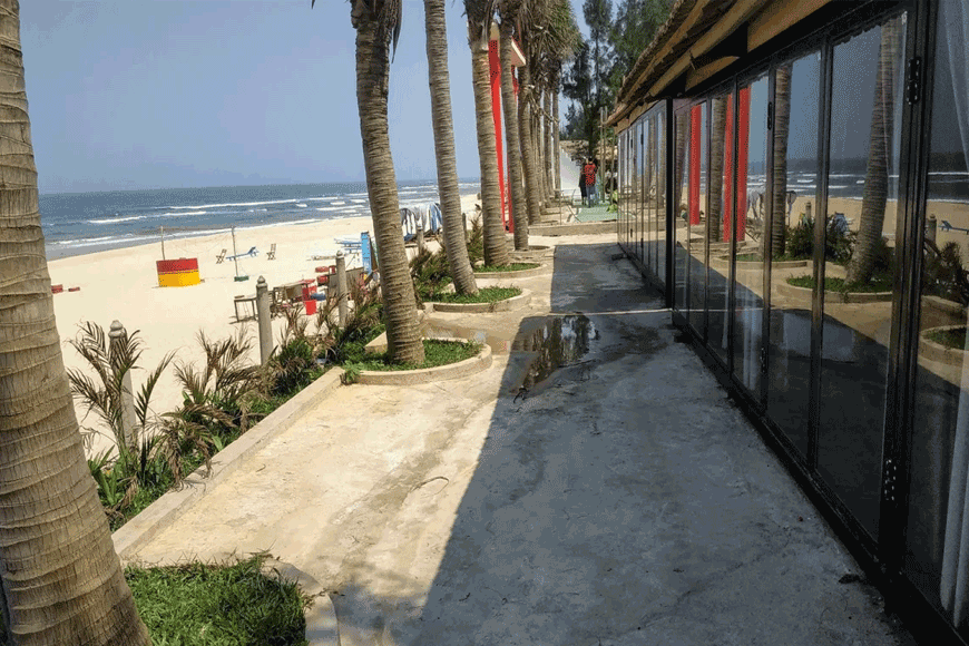 View biển Nhật Lệ. Ảnh: sưu tầm