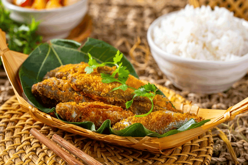 Thưởng thức món cá thính Lập Thạch thơm ngon. Ảnh: sưu tầm