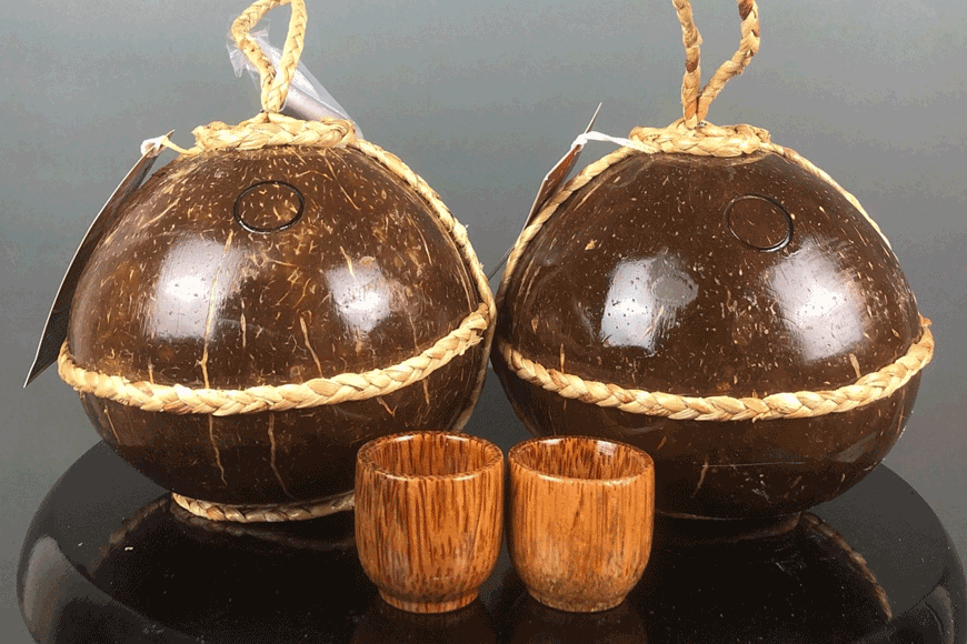 Tiên tửu Ngọc Hoa thu hút nhiều du khách. Ảnh: sưu tầm