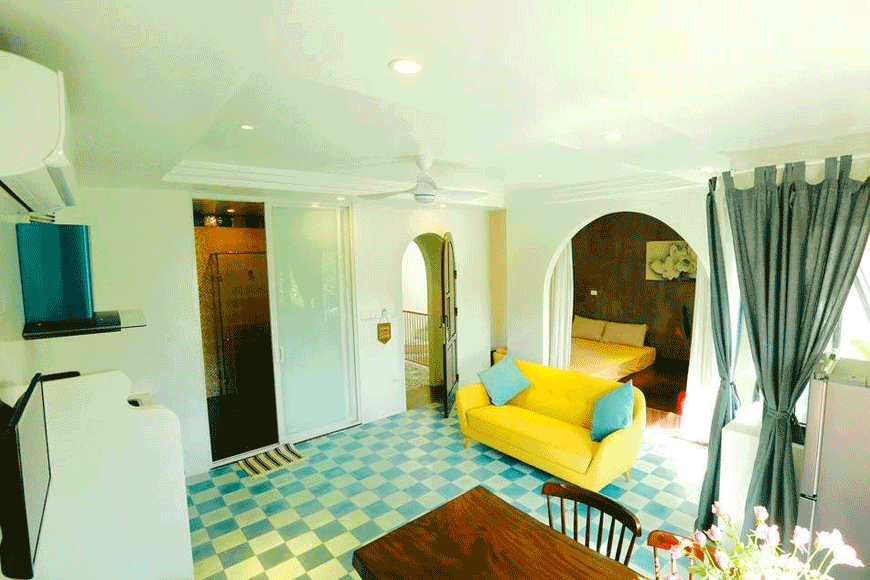 Đầy đủ tiện nghi trong căn phòng. Ảnh: sưu tầm