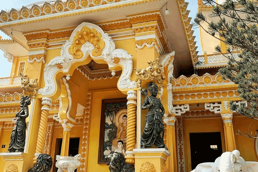 Từng chi tiết chạm khắc tinh xảo. Ảnh: sưu tầm