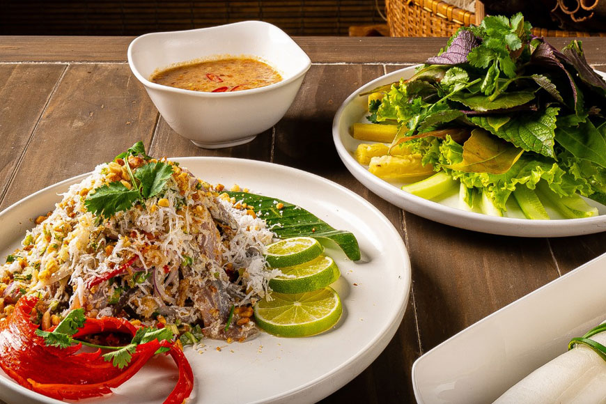 Thưởng thức các đặc sản Phú Quốc. Ảnh: Sưu tầm 