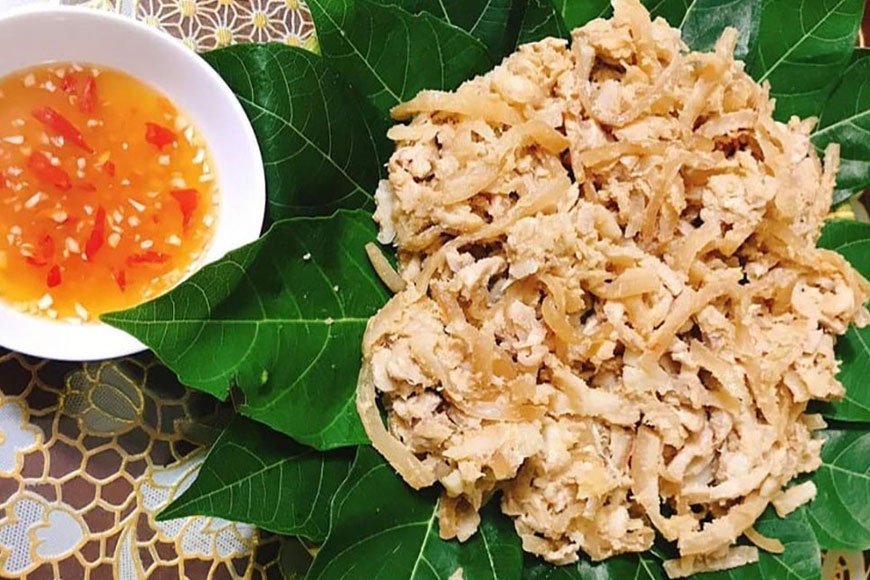 Món nem làng Bùi là sự kết hợp của bức tranh ẩm thực nguyên liệu. Ảnh: Sưu tầm