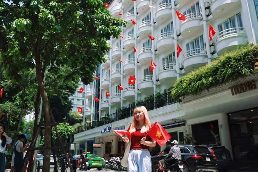 Rực rỡ sắc cờ Tổ quốc. Ảnh: Sưu tầm
