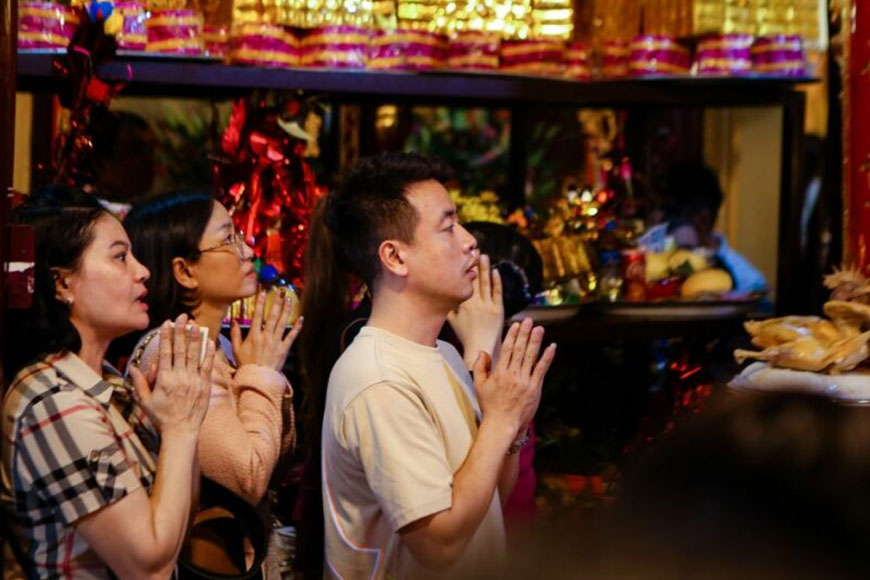 Bạn cần nắm được thời gian lễ hội diễn ra để có chuyến đi hành hương trọn vẹn. Ảnh: Sưu tầm 
