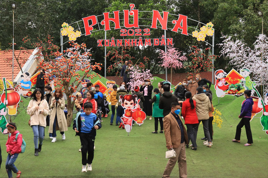 le-hoi-phu-na
