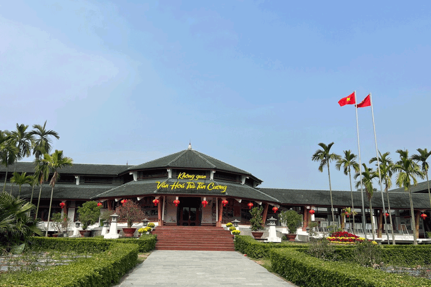Tham quan Không gian văn hóa trà Tân Cương. Ảnh: sưu tầm