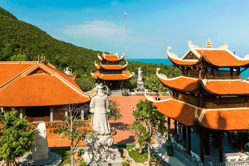 Kiến trúc mái chùa ấn tượng. Ảnh: sưu tầm