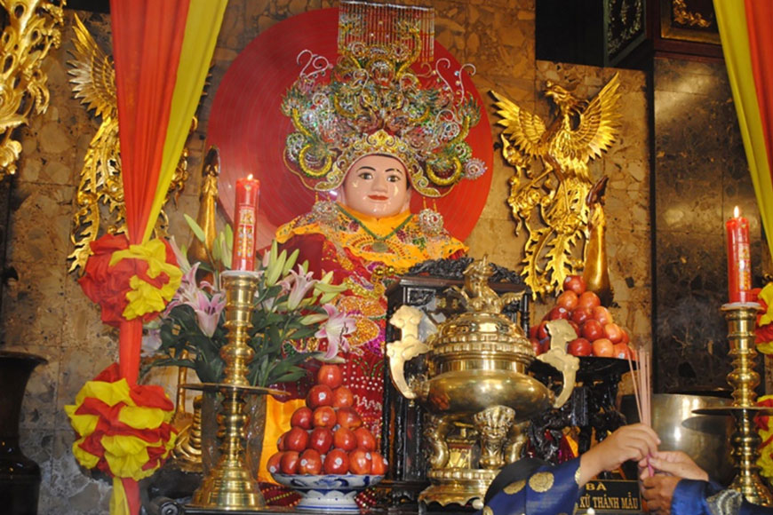 ba-chua-xu-nui-sam