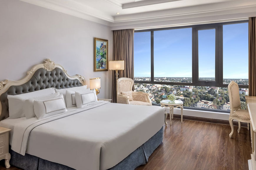 Không gian phòng ngủ tại khách sạn có tầm view cao, rộng. Ảnh: Sưu tầm