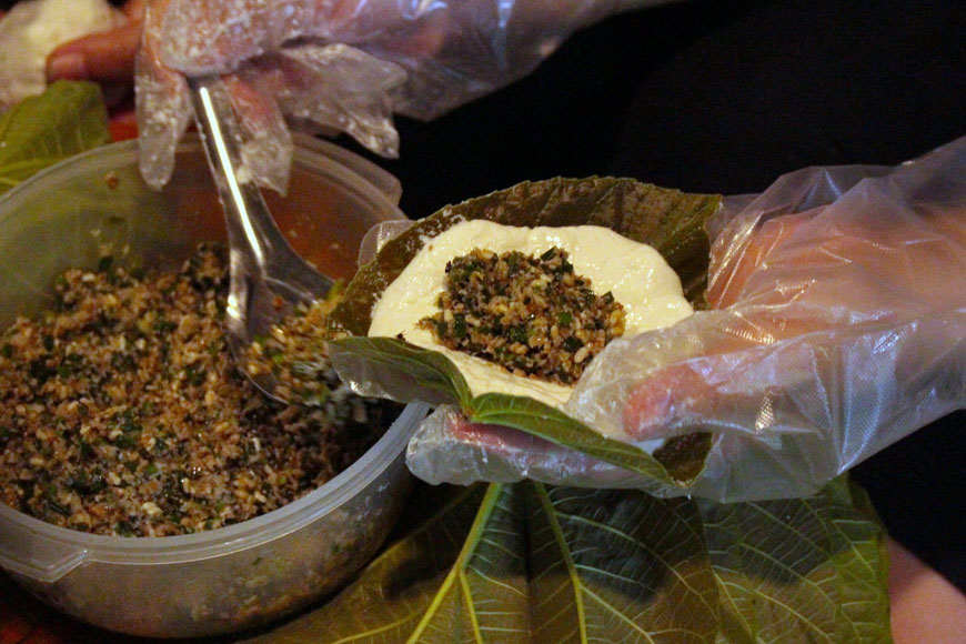 Địa chỉ mua bánh trứng kiến. Ảnh: Sưu tầm