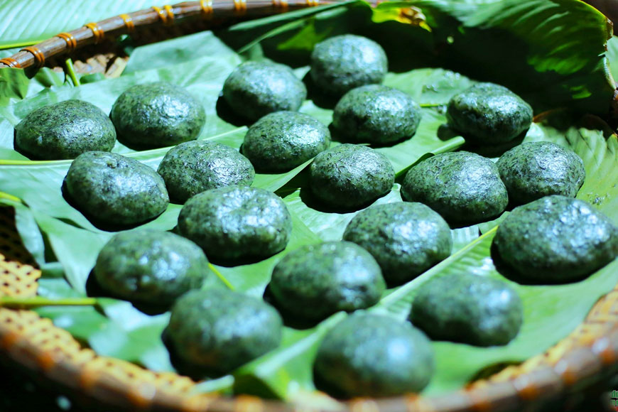 Khi đến Thái Nguyên bạn đừng quên thưởng thức món bánh ngải truyền thống. Ảnh: Sưu tầm