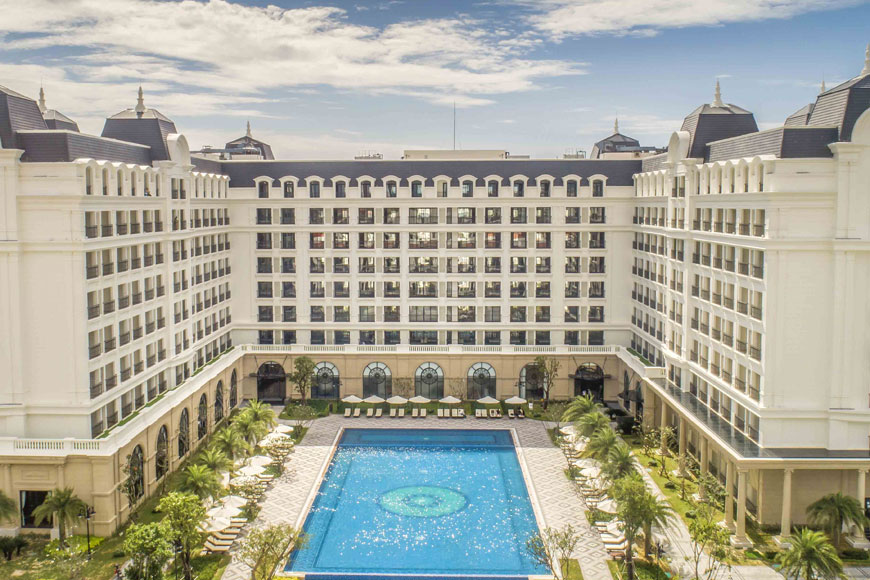 Lưu ý về thời gian đặt phòng và những bí kíp đặt phòng tại Tây Ninh từ SmartTravel. Ảnh: Sưu tầm 