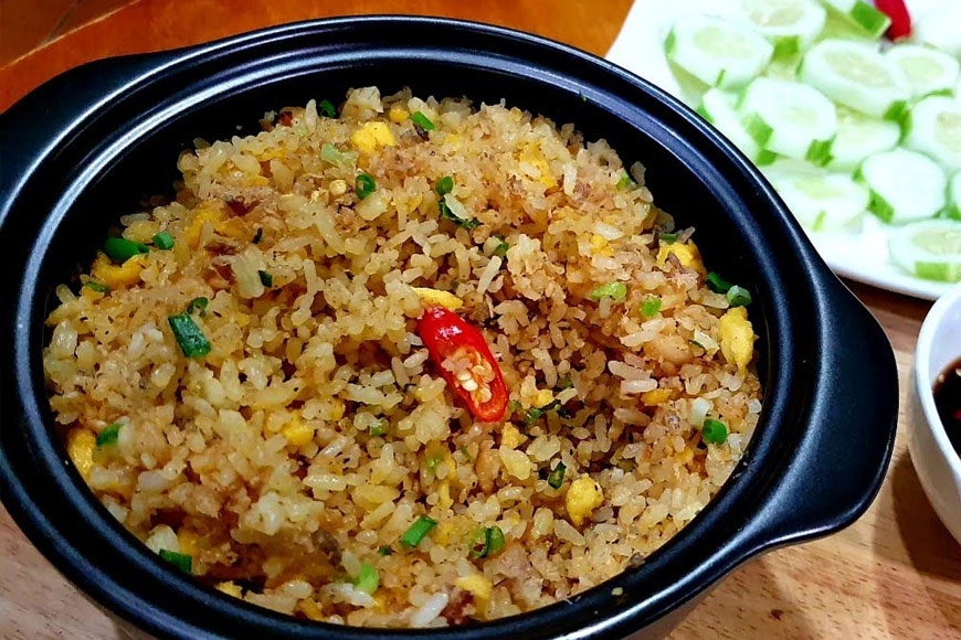 Mỗi nơi bán, mỗi gia đình sẽ có cách chế biến riêng nhưng tựu chung lại vẫn để lại dư vị khó quên với thực khách. Ảnh: Sưu tầm