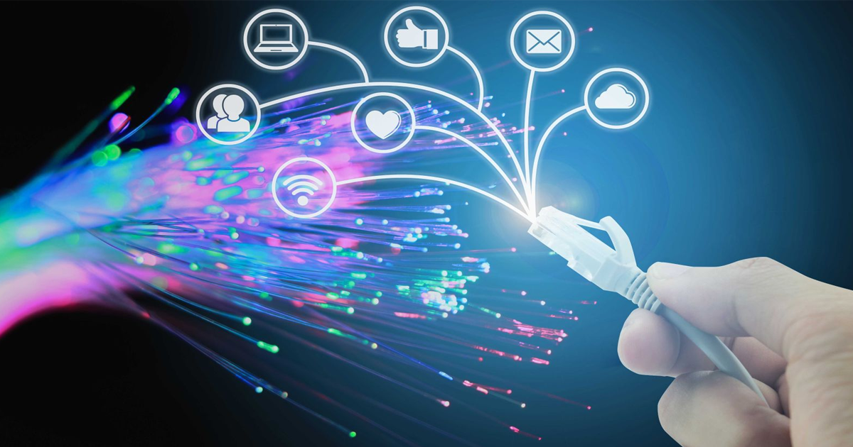 Internet cáp quang dành cho gia đình. Ảnh: Sưu tầm