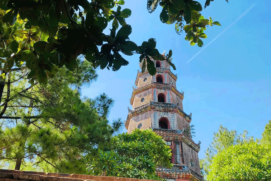 Khám phá nét đẹp cổ kính và thơ mộng tại Huế trong chuyến đi 5 ngày 4 đêm cùng SmartTravel