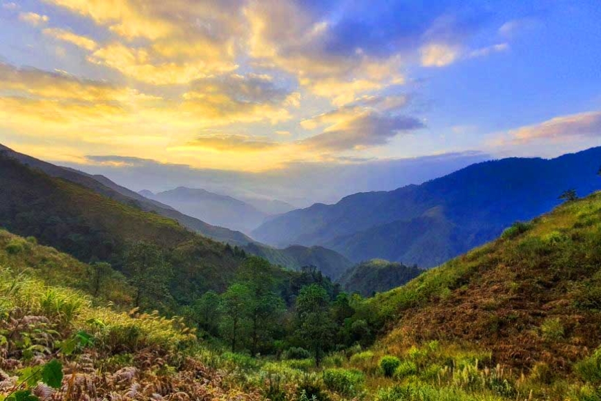 Khám phá đỉnh Pu Si Lung – “Nóc nhà biên giới” hùng vĩ ở Lai Châu