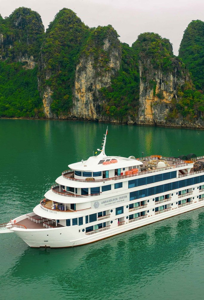 Lênh đênh cùng biển: Hành trình du thuyền Vịnh Hạ Long tốt nhất cùng SmartTravel (Phần 2)