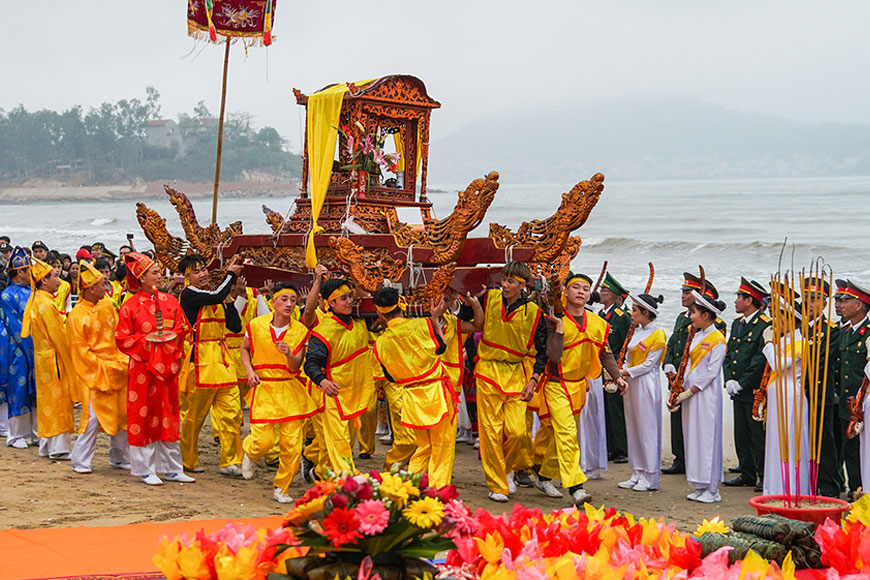 Tìm hiểu lễ hội đền Cờn Nghệ An: Hành trình về với những giá trị tâm linh